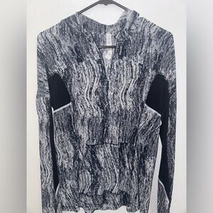 Lululemon Womens Geo Quarter Zip Runbeam